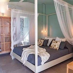Sole Mare Luna Bed & Breakfast Lu Lioni