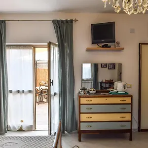 La Terra Di Mingo Bed & Breakfast Vado Ligure