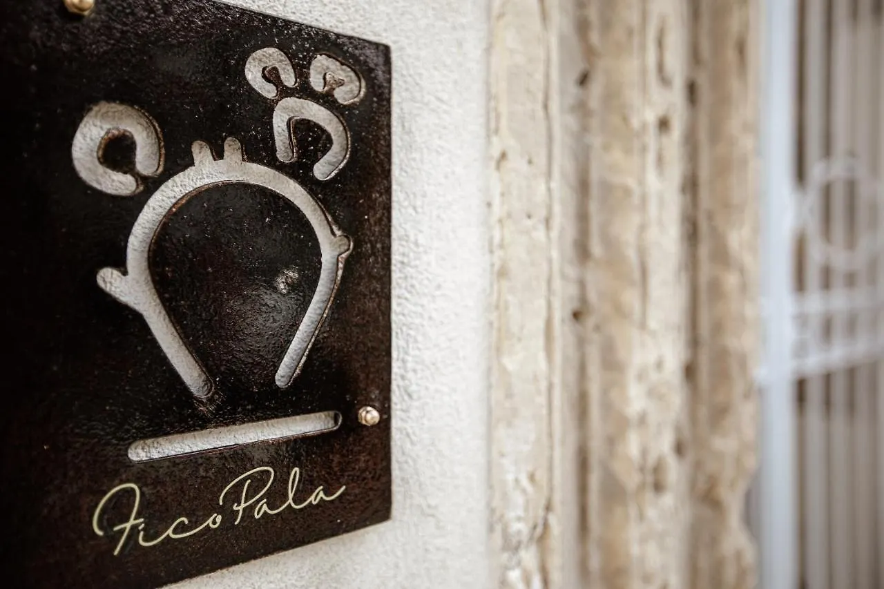 Guest house Ficopala Suites Syracuse